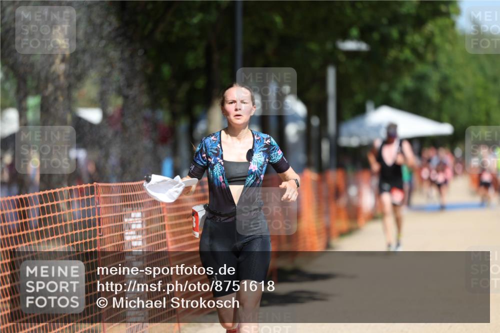 07.09.2025 - 19. Norderstedt Triathlon Michael Strokosch http://msf.ph/oto/8751618 07.09.2025 12:45:17 Laufen 729, 1272, 1343 meine-sportfotos.de