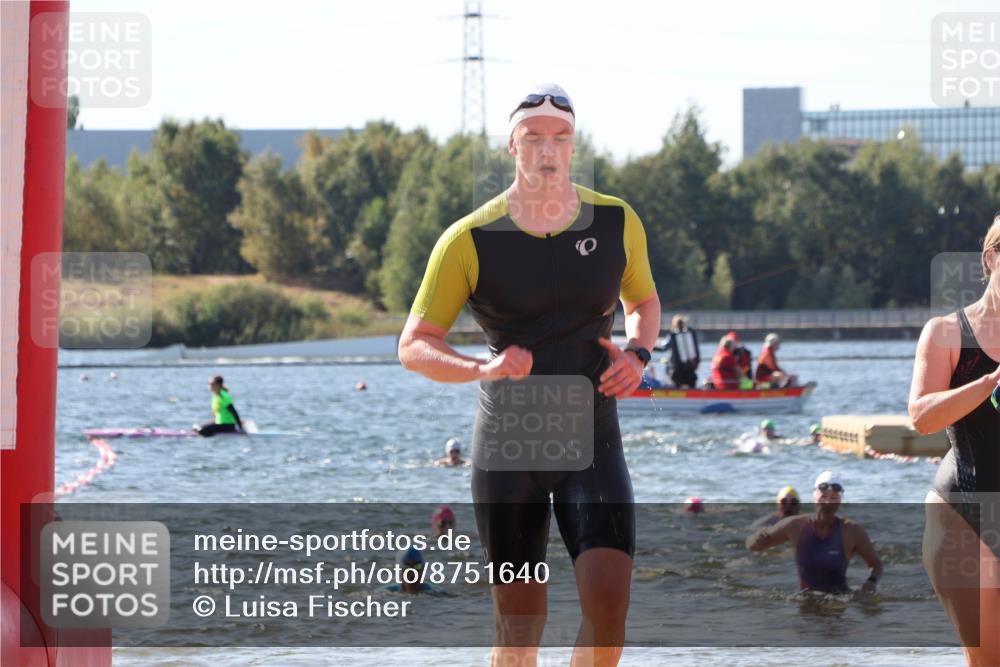 07.09.2025 - 19. Norderstedt Triathlon Luisa Fischer http://msf.ph/oto/8751640 07.09.2025 11:19:43 Schwimmen 279, 803, 815, 1267, 1368 meine-sportfotos.de