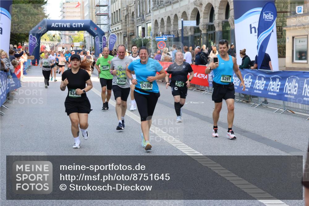 07.09.2025 - BARMER Alsterlauf Strokosch-Dieckow http://msf.ph/oto/8751645 07.09.2025 10:15:09 Ziel 2132, 2698, 2705, 2936, 3243, 3548, 3703, 3885, 3886, 4007, 4024, 4442, 4443, 4756, 4757, 5952, 6047, 6194, 6263, 6266, 6267, 6273, 8482 meine-sportfotos.de