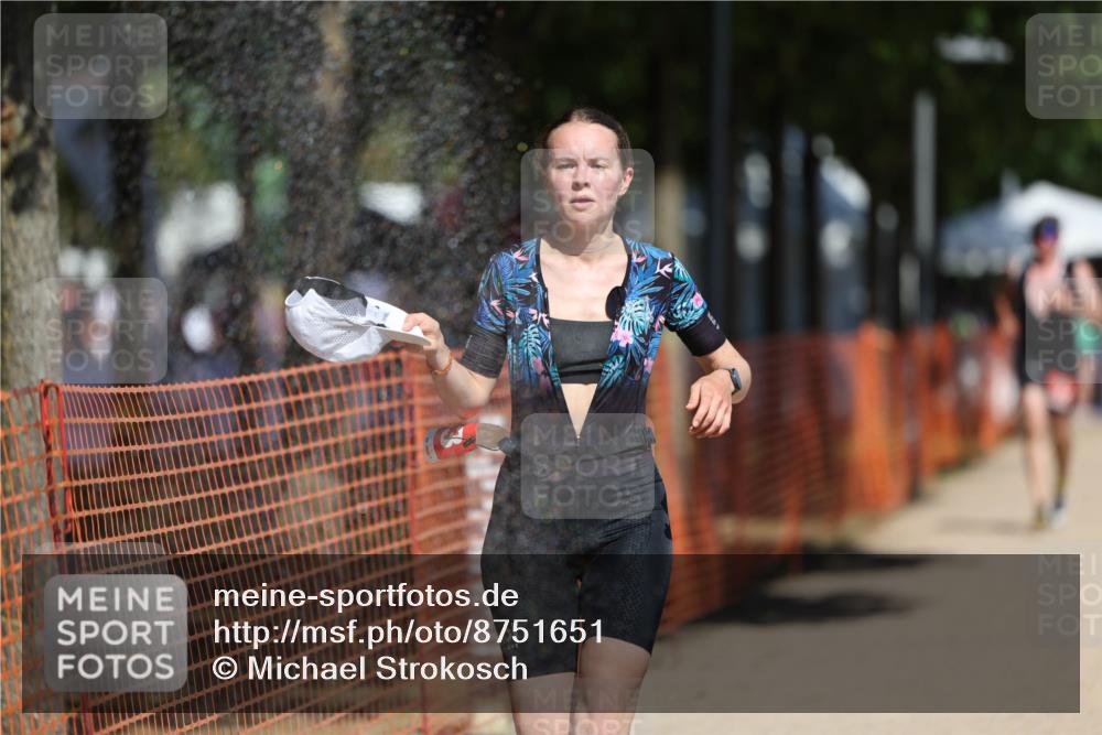 07.09.2025 - 19. Norderstedt Triathlon Michael Strokosch http://msf.ph/oto/8751651 07.09.2025 12:45:17 Laufen 729, 1272, 1343 meine-sportfotos.de