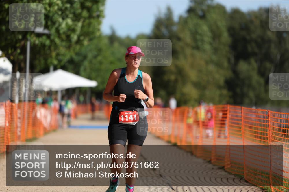 07.09.2025 - 19. Norderstedt Triathlon Michael Strokosch http://msf.ph/oto/8751662 07.09.2025 10:34:38 Laufen 1141 meine-sportfotos.de