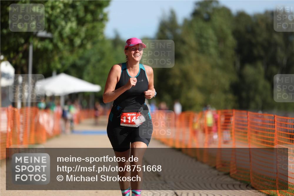 07.09.2025 - 19. Norderstedt Triathlon Michael Strokosch http://msf.ph/oto/8751668 07.09.2025 10:34:38 Laufen 1141 meine-sportfotos.de