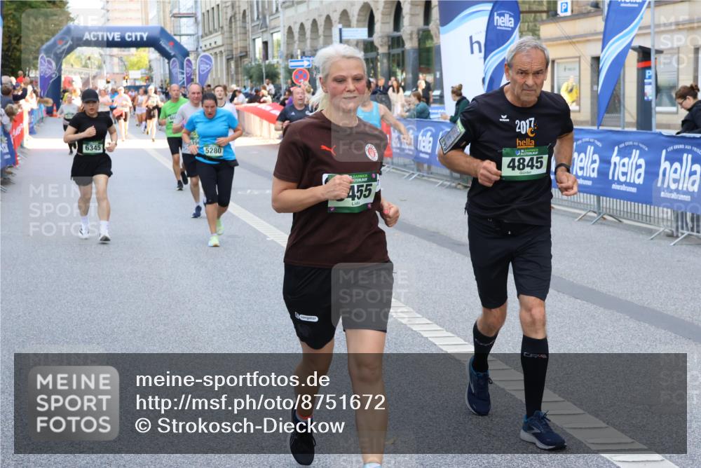 07.09.2025 - BARMER Alsterlauf Strokosch-Dieckow http://msf.ph/oto/8751672 07.09.2025 10:15:08 Ziel 2132, 2698, 2705, 2936, 3243, 3548, 3703, 3885, 3886, 4007, 4024, 4442, 4443, 4756, 4757, 5952, 6047, 6194, 6263, 6266, 6267, 6273, 8482 meine-sportfotos.de