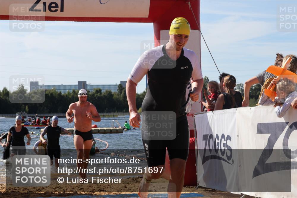 07.09.2025 - 19. Norderstedt Triathlon Luisa Fischer http://msf.ph/oto/8751697 07.09.2025 11:19:58 Schwimmen 136, 286, 763, 849, 861, 1239 meine-sportfotos.de