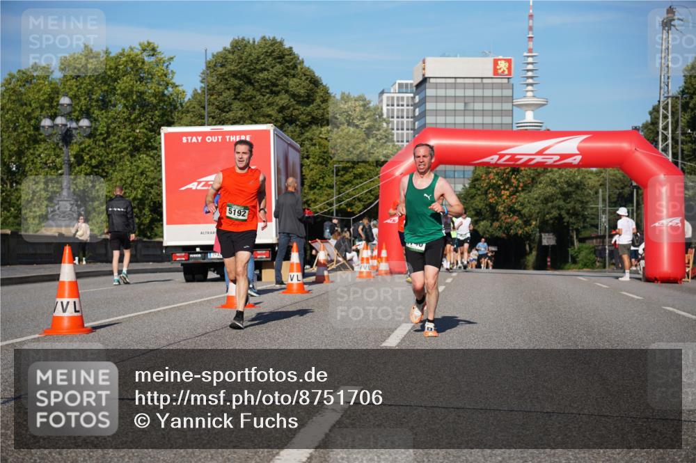 07.09.2025 - BARMER Alsterlauf Yannick Fuchs http://msf.ph/oto/8751706 07.09.2025 09:35:51 Laufen 819, 5192 meine-sportfotos.de