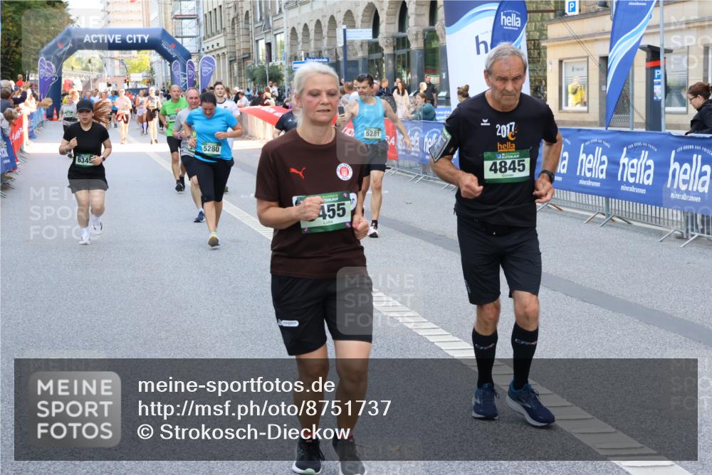 07.09.2025 - BARMER Alsterlauf Strokosch-Dieckow http://msf.ph/oto/8751737 07.09.2025 10:15:08 Ziel 2132, 2698, 2705, 2936, 3243, 3548, 3703, 3885, 3886, 4007, 4024, 4442, 4443, 4756, 4757, 5952, 6047, 6194, 6263, 6266, 6267, 6273, 8482 meine-sportfotos.de