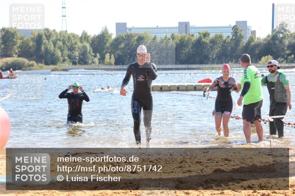 07.09.2025 - 19. Norderstedt Triathlon Luisa Fischer http://msf.ph/oto/8751742 07.09.2025 15:31:12 Schwimmen 542 meine-sportfotos.de