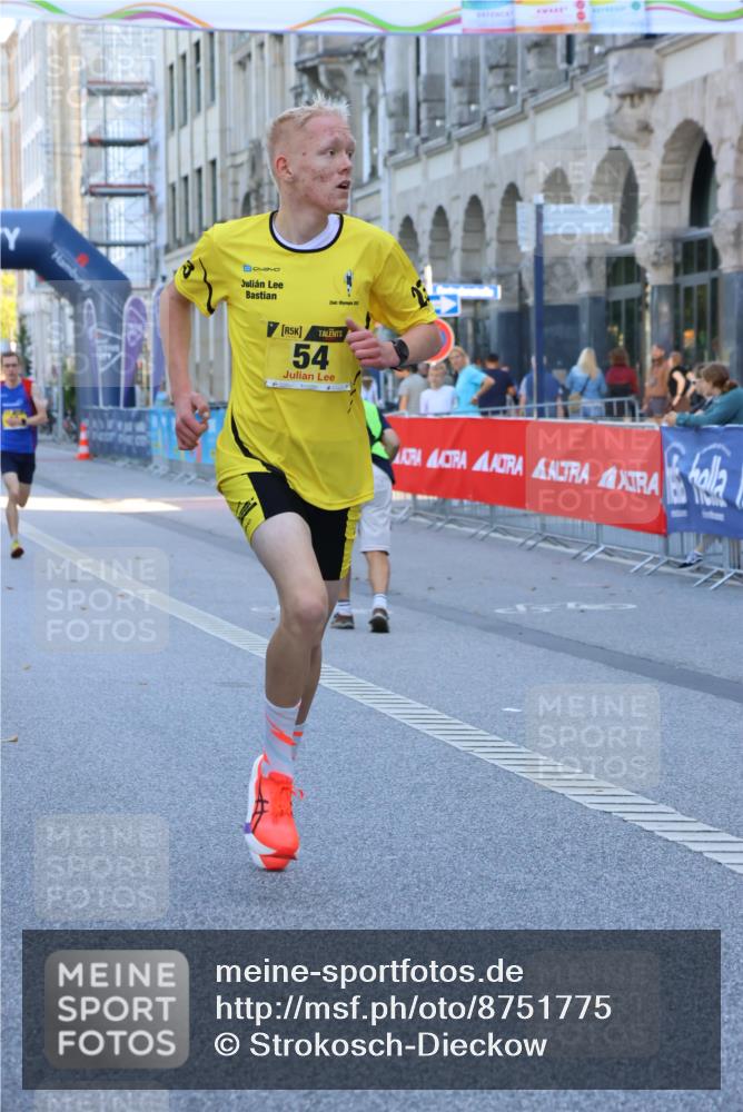 07.09.2025 - BARMER Alsterlauf Strokosch-Dieckow http://msf.ph/oto/8751775 07.09.2025 11:06:45 Ziel  meine-sportfotos.de