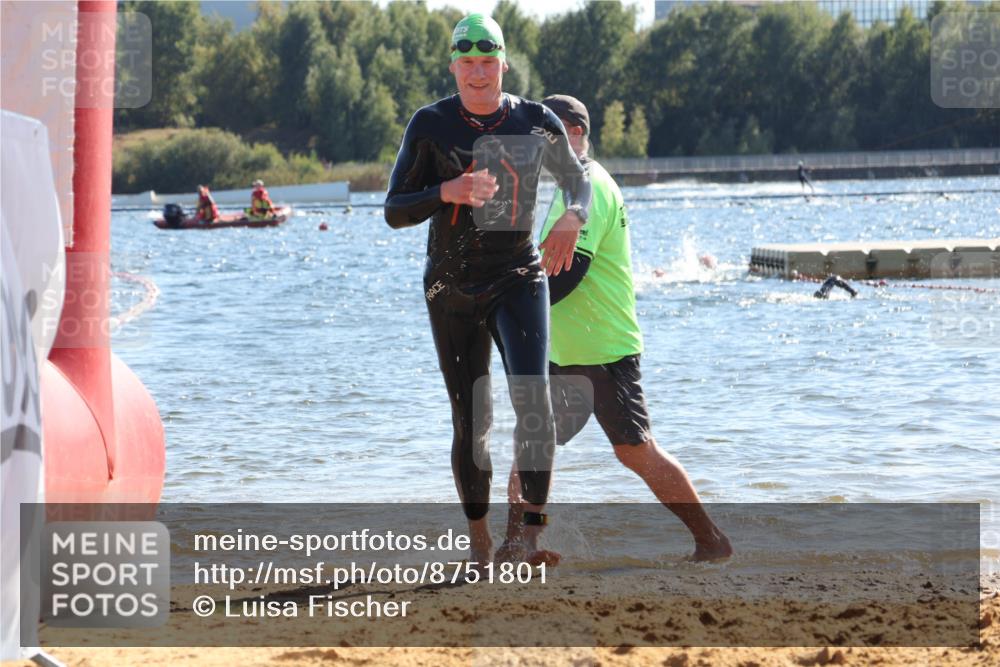 07.09.2025 - 19. Norderstedt Triathlon Luisa Fischer http://msf.ph/oto/8751801 07.09.2025 15:31:18 Schwimmen 531, 542, 926 meine-sportfotos.de