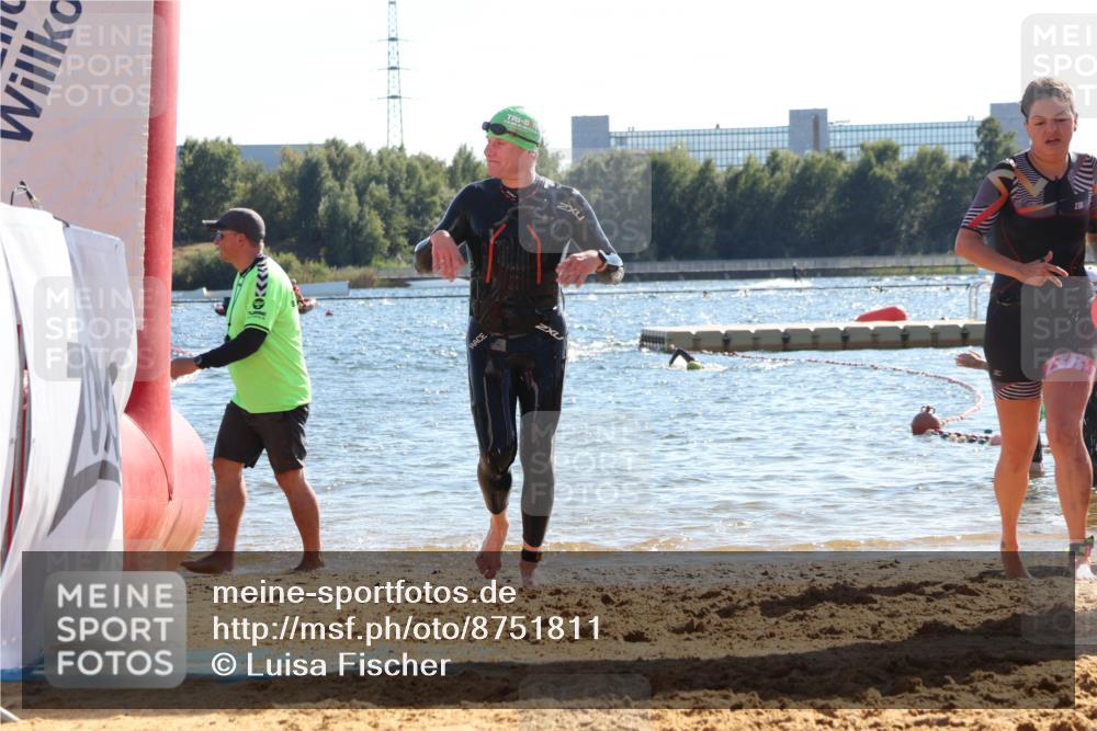 07.09.2025 - 19. Norderstedt Triathlon Luisa Fischer http://msf.ph/oto/8751811 07.09.2025 15:31:19 Schwimmen 531, 542, 926 meine-sportfotos.de