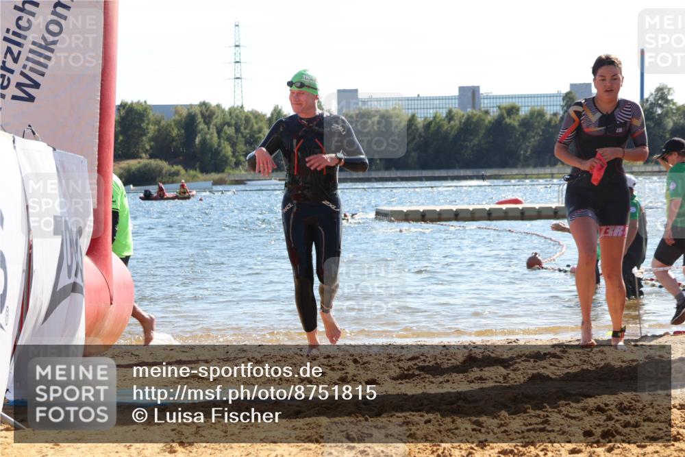 07.09.2025 - 19. Norderstedt Triathlon Luisa Fischer http://msf.ph/oto/8751815 07.09.2025 15:31:20 Schwimmen 531, 542, 926 meine-sportfotos.de