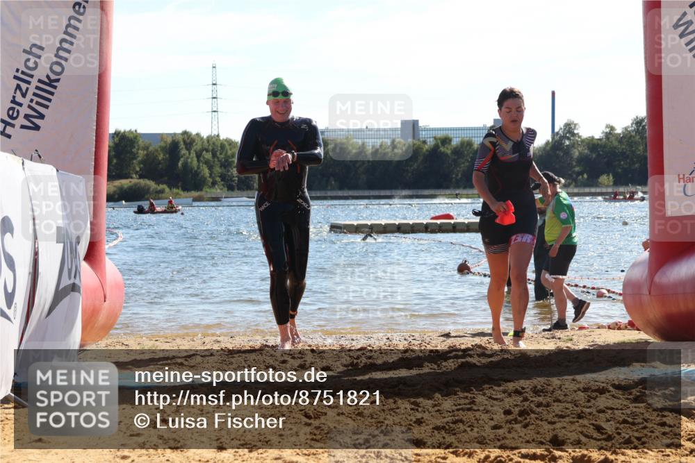 07.09.2025 - 19. Norderstedt Triathlon Luisa Fischer http://msf.ph/oto/8751821 07.09.2025 15:31:20 Schwimmen 531, 542, 926 meine-sportfotos.de
