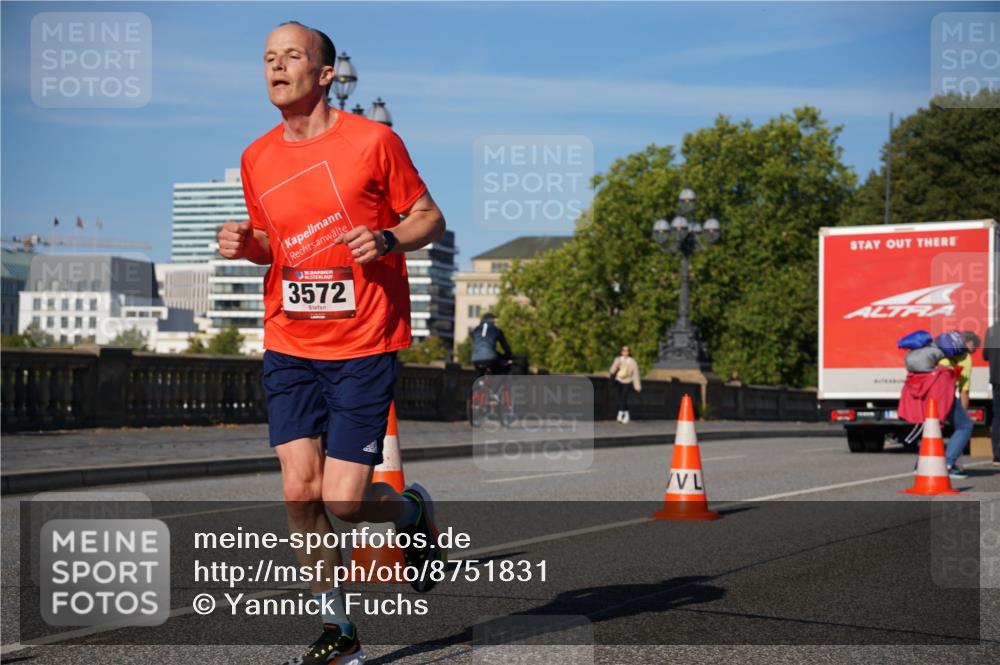 07.09.2025 - BARMER Alsterlauf Yannick Fuchs http://msf.ph/oto/8751831 07.09.2025 09:35:56 Laufen 13, 3572 meine-sportfotos.de