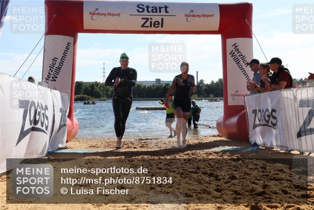 07.09.2025 - 19. Norderstedt Triathlon Luisa Fischer http://msf.ph/oto/8751834 07.09.2025 15:31:22 Schwimmen 531, 542, 926 meine-sportfotos.de