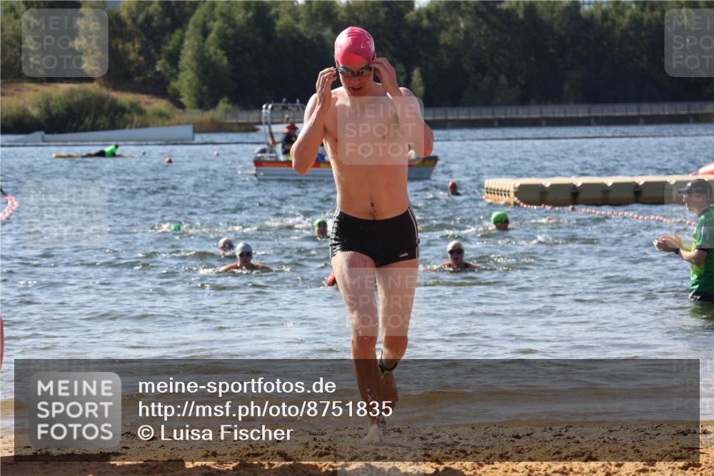 07.09.2025 - 19. Norderstedt Triathlon Luisa Fischer http://msf.ph/oto/8751835 07.09.2025 11:20:12 Schwimmen 136, 149, 286, 795, 846, 861, 1320 meine-sportfotos.de