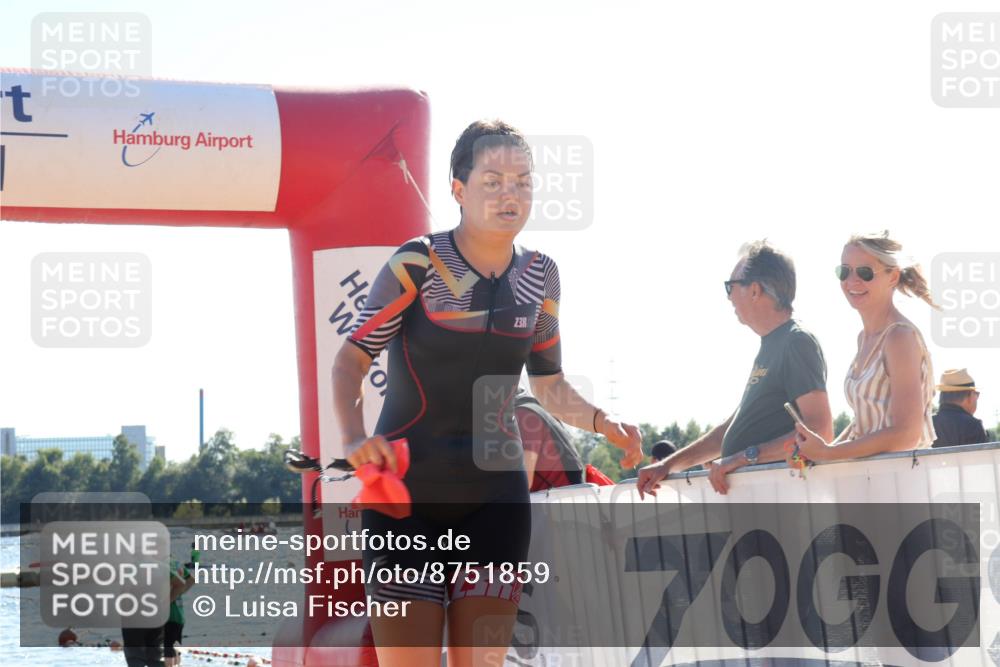 07.09.2025 - 19. Norderstedt Triathlon Luisa Fischer http://msf.ph/oto/8751859 07.09.2025 15:31:25 Schwimmen 531, 542, 926 meine-sportfotos.de