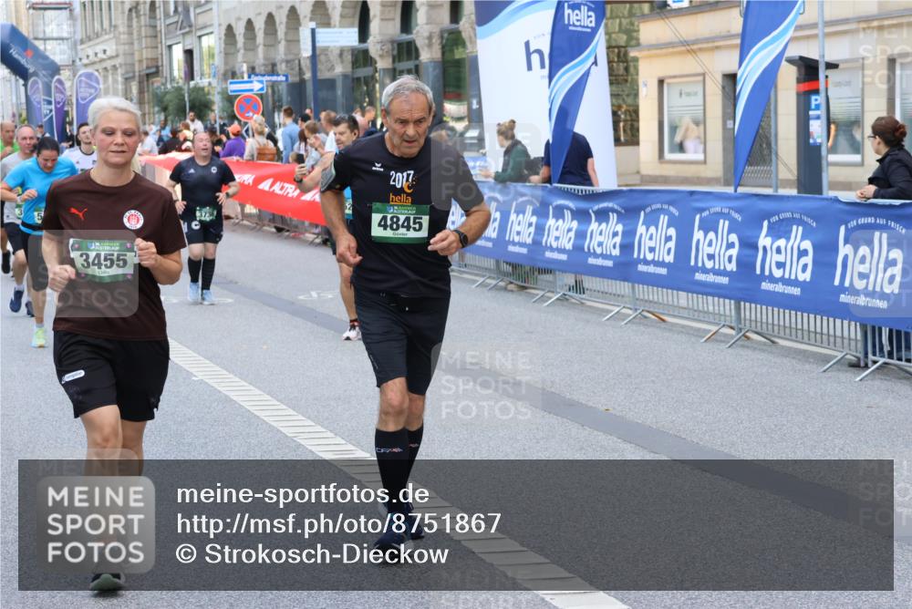 07.09.2025 - BARMER Alsterlauf Strokosch-Dieckow http://msf.ph/oto/8751867 07.09.2025 10:15:07 Ziel 2132, 2674, 2698, 2705, 2936, 3243, 3548, 3703, 3885, 3886, 4024, 4442, 4443, 4756, 4757, 5952, 6047, 6194, 6263, 6266, 6267, 6273, 8482 meine-sportfotos.de