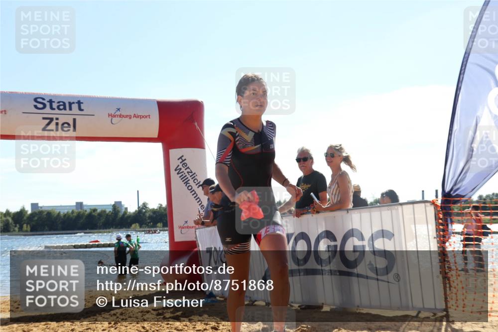 07.09.2025 - 19. Norderstedt Triathlon Luisa Fischer http://msf.ph/oto/8751868 07.09.2025 15:31:26 Schwimmen 531, 542, 926 meine-sportfotos.de