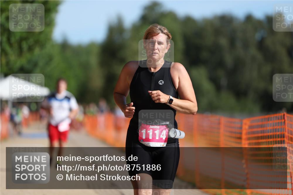 07.09.2025 - 19. Norderstedt Triathlon Michael Strokosch http://msf.ph/oto/8751886 07.09.2025 10:35:10 Laufen 1114, 1126 meine-sportfotos.de