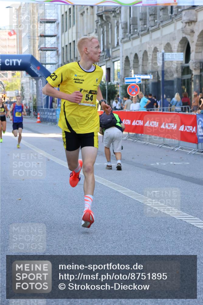 07.09.2025 - BARMER Alsterlauf Strokosch-Dieckow http://msf.ph/oto/8751895 07.09.2025 11:06:45 Ziel  meine-sportfotos.de