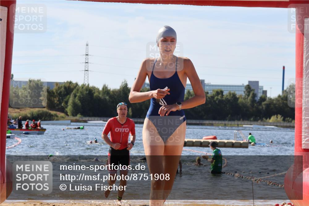 07.09.2025 - 19. Norderstedt Triathlon Luisa Fischer http://msf.ph/oto/8751908 07.09.2025 11:20:33 Schwimmen 731, 775, 845, 1372 meine-sportfotos.de
