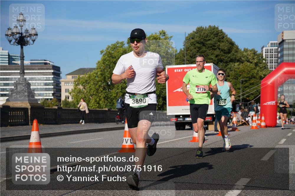 07.09.2025 - BARMER Alsterlauf Yannick Fuchs http://msf.ph/oto/8751916 07.09.2025 09:36:01 Laufen 3890, 2176, 8270 meine-sportfotos.de