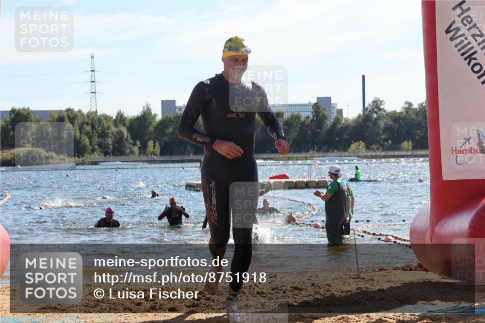 07.09.2025 - 19. Norderstedt Triathlon Luisa Fischer http://msf.ph/oto/8751918 07.09.2025 15:31:58 Schwimmen 485, 532 meine-sportfotos.de