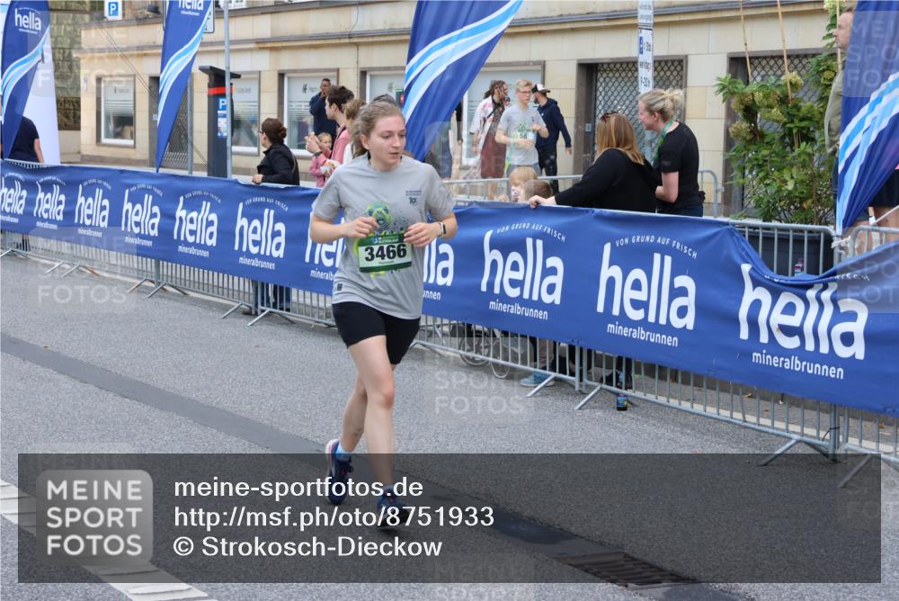 07.09.2025 - BARMER Alsterlauf Strokosch-Dieckow http://msf.ph/oto/8751933 07.09.2025 10:15:06 Ziel 2132, 2674, 2698, 2705, 2936, 3243, 3548, 3703, 3885, 3886, 4024, 4442, 4443, 4756, 4757, 5952, 6047, 6194, 6263, 6266, 6267, 6273, 8482 meine-sportfotos.de