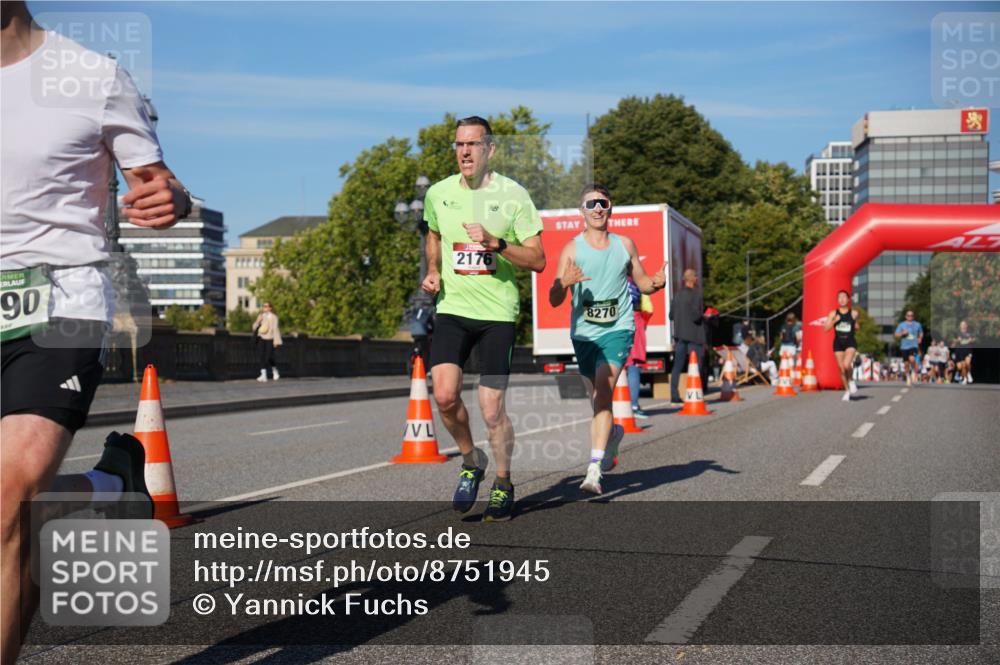 07.09.2025 - BARMER Alsterlauf Yannick Fuchs http://msf.ph/oto/8751945 07.09.2025 09:36:01 Laufen 90, 2176, 8270 meine-sportfotos.de