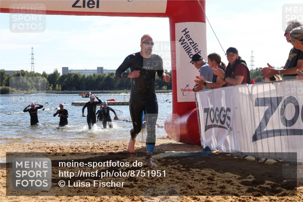 07.09.2025 - 19. Norderstedt Triathlon Luisa Fischer http://msf.ph/oto/8751951 07.09.2025 15:32:03 Schwimmen 485, 518, 532, 552, 1071 meine-sportfotos.de