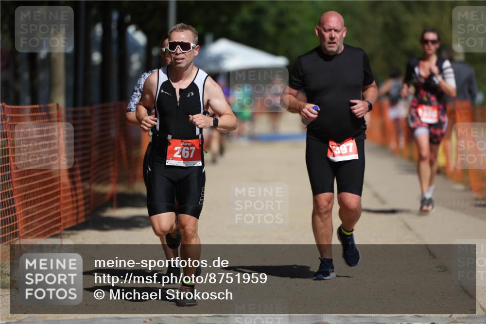 07.09.2025 - 19. Norderstedt Triathlon Michael Strokosch http://msf.ph/oto/8751959 07.09.2025 12:45:41 Laufen 184, 245, 267, 816, 1386, 1397 meine-sportfotos.de