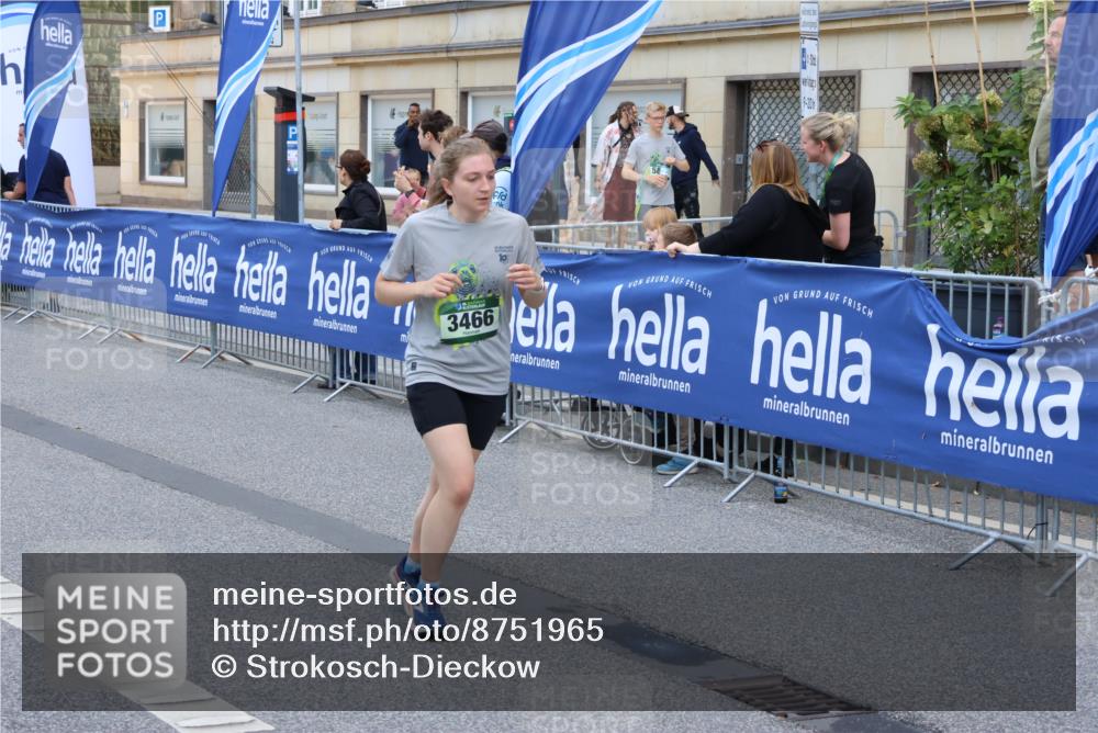 07.09.2025 - BARMER Alsterlauf Strokosch-Dieckow http://msf.ph/oto/8751965 07.09.2025 10:15:06 Ziel 2132, 2674, 2698, 2705, 2936, 3243, 3548, 3703, 3885, 3886, 4024, 4442, 4443, 4756, 4757, 5952, 6047, 6194, 6263, 6266, 6267, 6273, 8482 meine-sportfotos.de