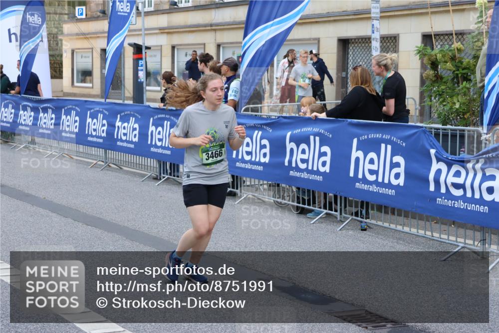 07.09.2025 - BARMER Alsterlauf Strokosch-Dieckow http://msf.ph/oto/8751991 07.09.2025 10:15:06 Ziel 2132, 2674, 2698, 2705, 2936, 3243, 3548, 3703, 3885, 3886, 4024, 4442, 4443, 4756, 4757, 5952, 6047, 6194, 6263, 6266, 6267, 6273, 8482 meine-sportfotos.de