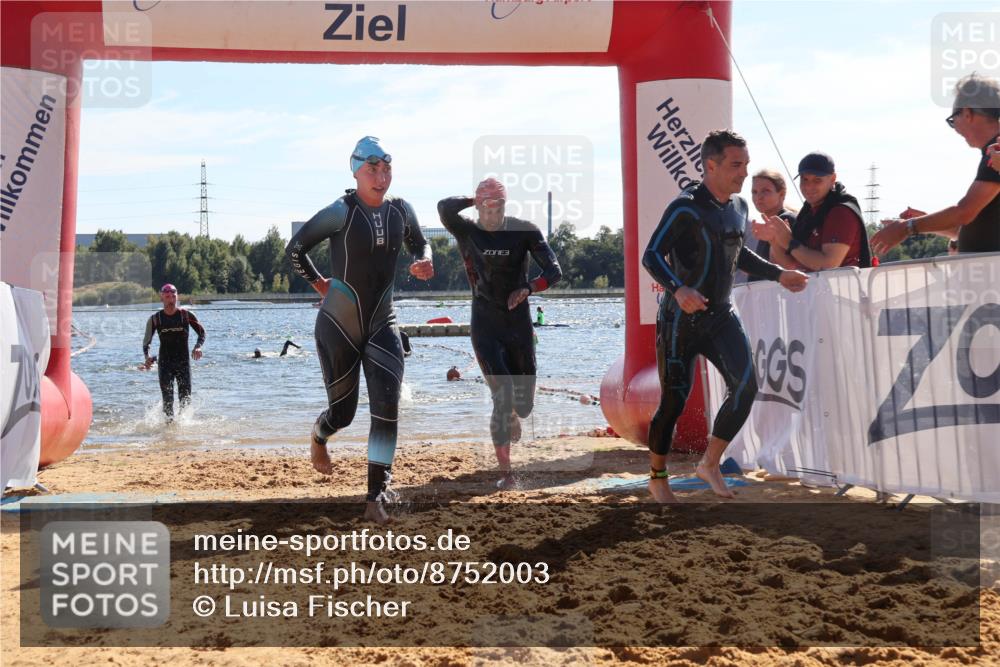 07.09.2025 - 19. Norderstedt Triathlon Luisa Fischer http://msf.ph/oto/8752003 07.09.2025 15:32:09 Schwimmen 483, 485, 518, 532, 552, 1071 meine-sportfotos.de