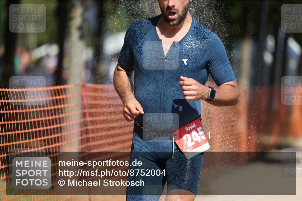 07.09.2025 - 19. Norderstedt Triathlon Michael Strokosch http://msf.ph/oto/8752004 07.09.2025 12:45:49 Laufen 226, 245, 1246, 1329, 1386 meine-sportfotos.de