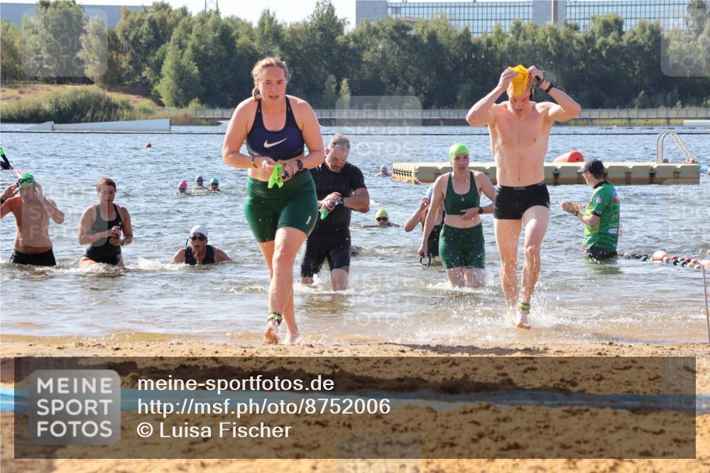 07.09.2025 - 19. Norderstedt Triathlon Luisa Fischer http://msf.ph/oto/8752006 07.09.2025 11:20:47 Schwimmen 138, 140, 720, 1372 meine-sportfotos.de