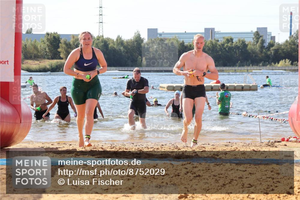 07.09.2025 - 19. Norderstedt Triathlon Luisa Fischer http://msf.ph/oto/8752029 07.09.2025 11:20:49 Schwimmen 138, 140, 719, 720, 729 meine-sportfotos.de