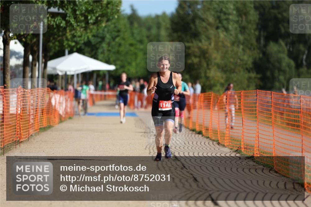 07.09.2025 - 19. Norderstedt Triathlon Michael Strokosch http://msf.ph/oto/8752031 07.09.2025 10:35:27 Laufen 1146 meine-sportfotos.de