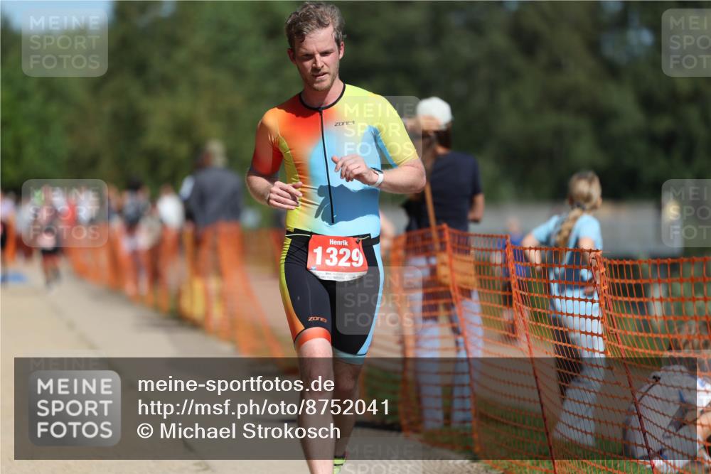 07.09.2025 - 19. Norderstedt Triathlon Michael Strokosch http://msf.ph/oto/8752041 07.09.2025 12:45:50 Laufen 226, 245, 1246, 1329, 1386 meine-sportfotos.de