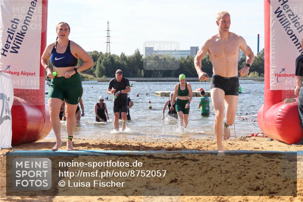 07.09.2025 - 19. Norderstedt Triathlon Luisa Fischer http://msf.ph/oto/8752057 07.09.2025 11:20:51 Schwimmen 138, 140, 719, 720, 729 meine-sportfotos.de