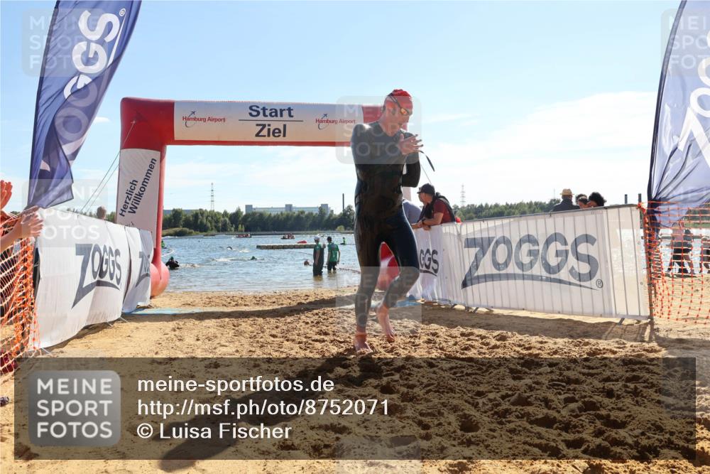 07.09.2025 - 19. Norderstedt Triathlon Luisa Fischer http://msf.ph/oto/8752071 07.09.2025 15:32:17 Schwimmen 483, 518, 526, 552, 1071 meine-sportfotos.de
