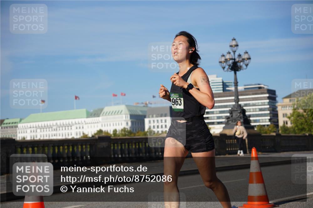 07.09.2025 - BARMER Alsterlauf Yannick Fuchs http://msf.ph/oto/8752086 07.09.2025 09:36:07 Laufen 36, 963 meine-sportfotos.de