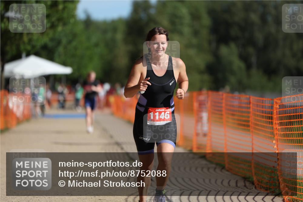 07.09.2025 - 19. Norderstedt Triathlon Michael Strokosch http://msf.ph/oto/8752088 07.09.2025 10:35:30 Laufen 1146 meine-sportfotos.de