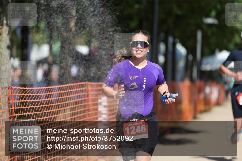07.09.2025 - 19. Norderstedt Triathlon Michael Strokosch http://msf.ph/oto/8752092 07.09.2025 12:45:54 Laufen 226, 1246, 1329 meine-sportfotos.de