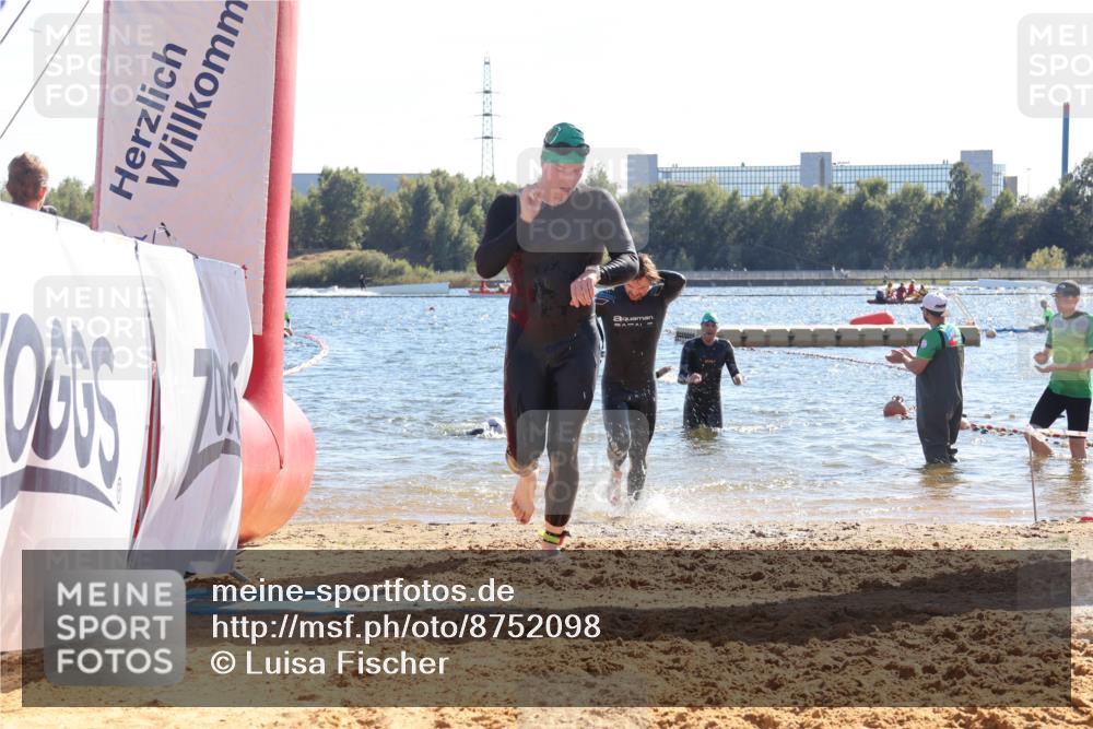 07.09.2025 - 19. Norderstedt Triathlon Luisa Fischer http://msf.ph/oto/8752098 07.09.2025 15:32:29 Schwimmen 488, 526, 548 meine-sportfotos.de