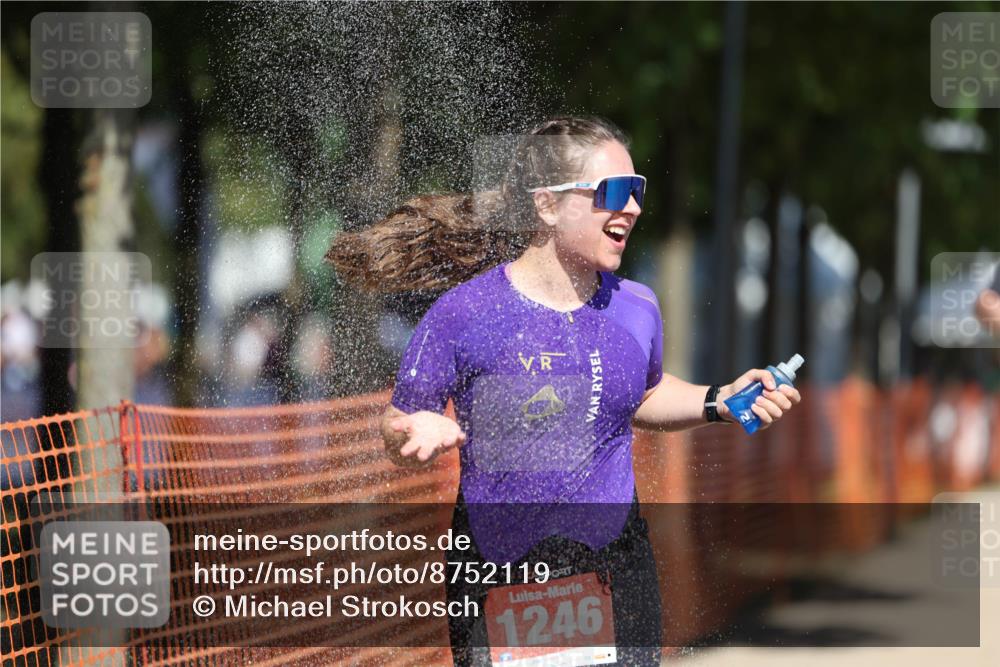 07.09.2025 - 19. Norderstedt Triathlon Michael Strokosch http://msf.ph/oto/8752119 07.09.2025 12:45:54 Laufen 226, 1246, 1329 meine-sportfotos.de