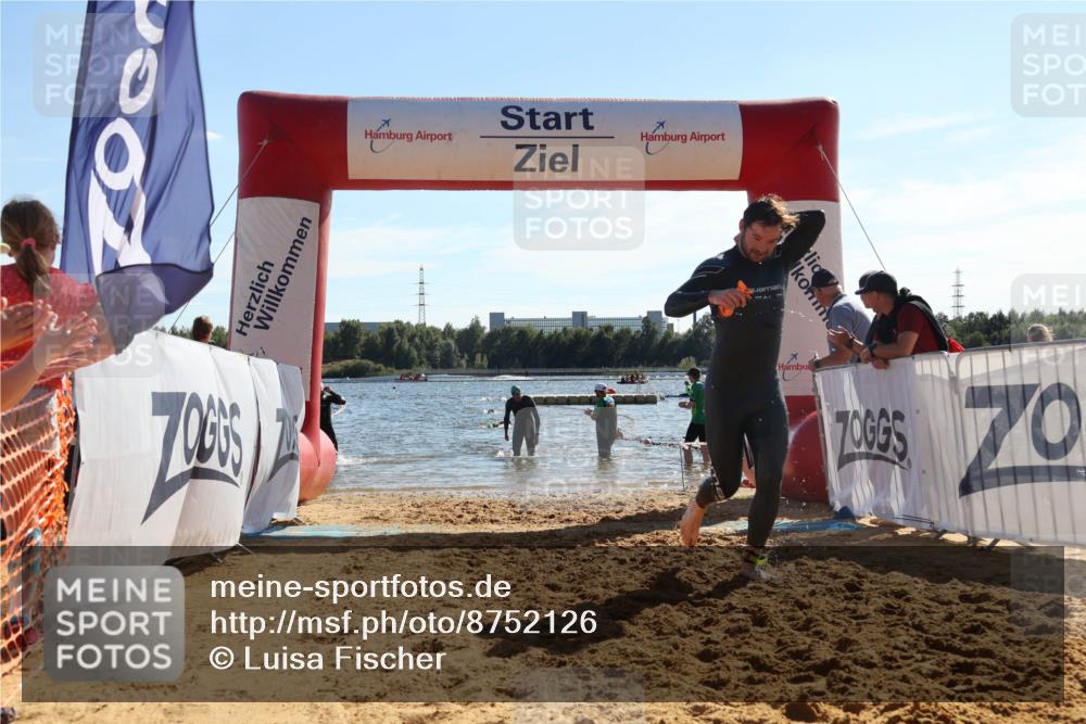 07.09.2025 - 19. Norderstedt Triathlon Luisa Fischer http://msf.ph/oto/8752126 07.09.2025 15:32:33 Schwimmen 488, 543, 548 meine-sportfotos.de