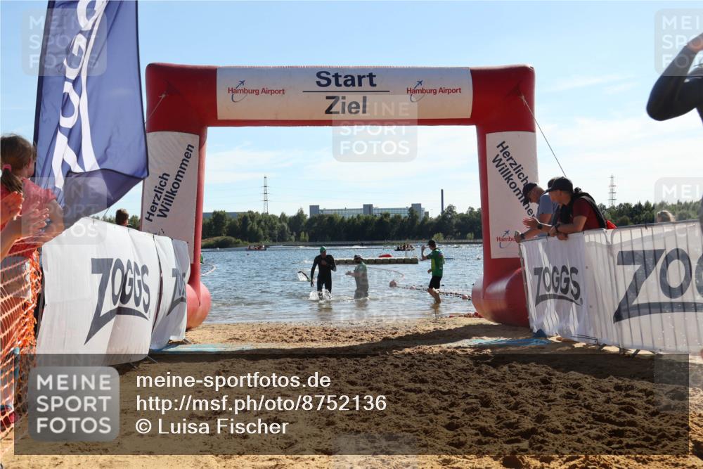 07.09.2025 - 19. Norderstedt Triathlon Luisa Fischer http://msf.ph/oto/8752136 07.09.2025 15:32:34 Schwimmen 488, 543, 548 meine-sportfotos.de