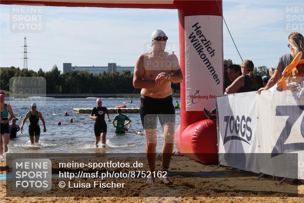 07.09.2025 - 19. Norderstedt Triathlon Luisa Fischer http://msf.ph/oto/8752162 07.09.2025 11:21:30 Schwimmen 748, 778, 779, 860, 1358 meine-sportfotos.de