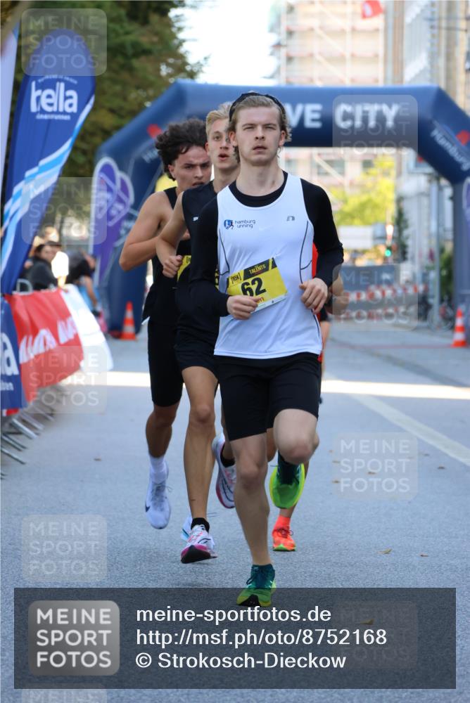 07.09.2025 - BARMER Alsterlauf Strokosch-Dieckow http://msf.ph/oto/8752168 07.09.2025 11:06:16 Ziel 54, 57, 58, 59, 60, 66, 69 meine-sportfotos.de